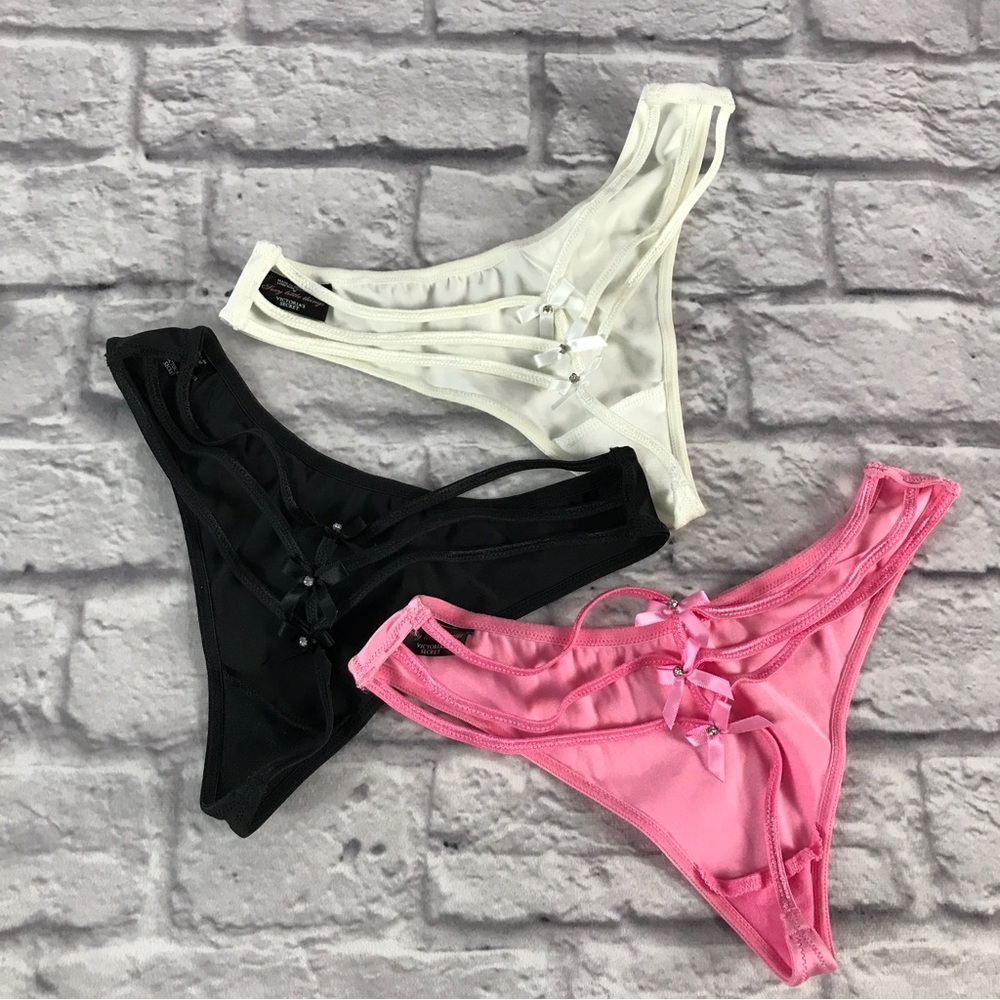 Rare V-String Strappy Thong Victoria’s‎ Secret  Limited Edition CTRR